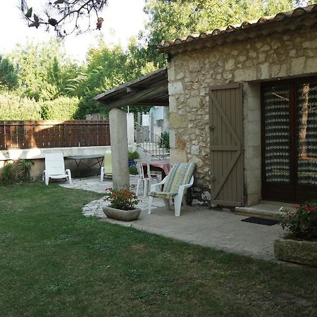 Mas Grimaud - Gite- Studio Et Chambres D'Hotes Familiales Eygalières Exteriér fotografie