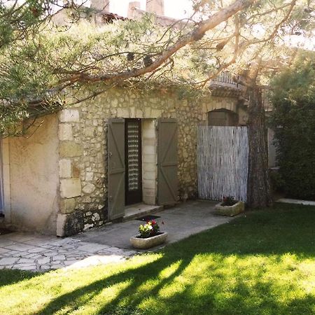 Mas Grimaud - Gite- Studio Et Chambres D'Hotes Familiales Eygalières Exteriér fotografie