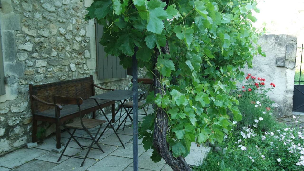 Mas Grimaud - Gite- Studio Et Chambres D'Hotes Familiales Eygalières Exteriér fotografie