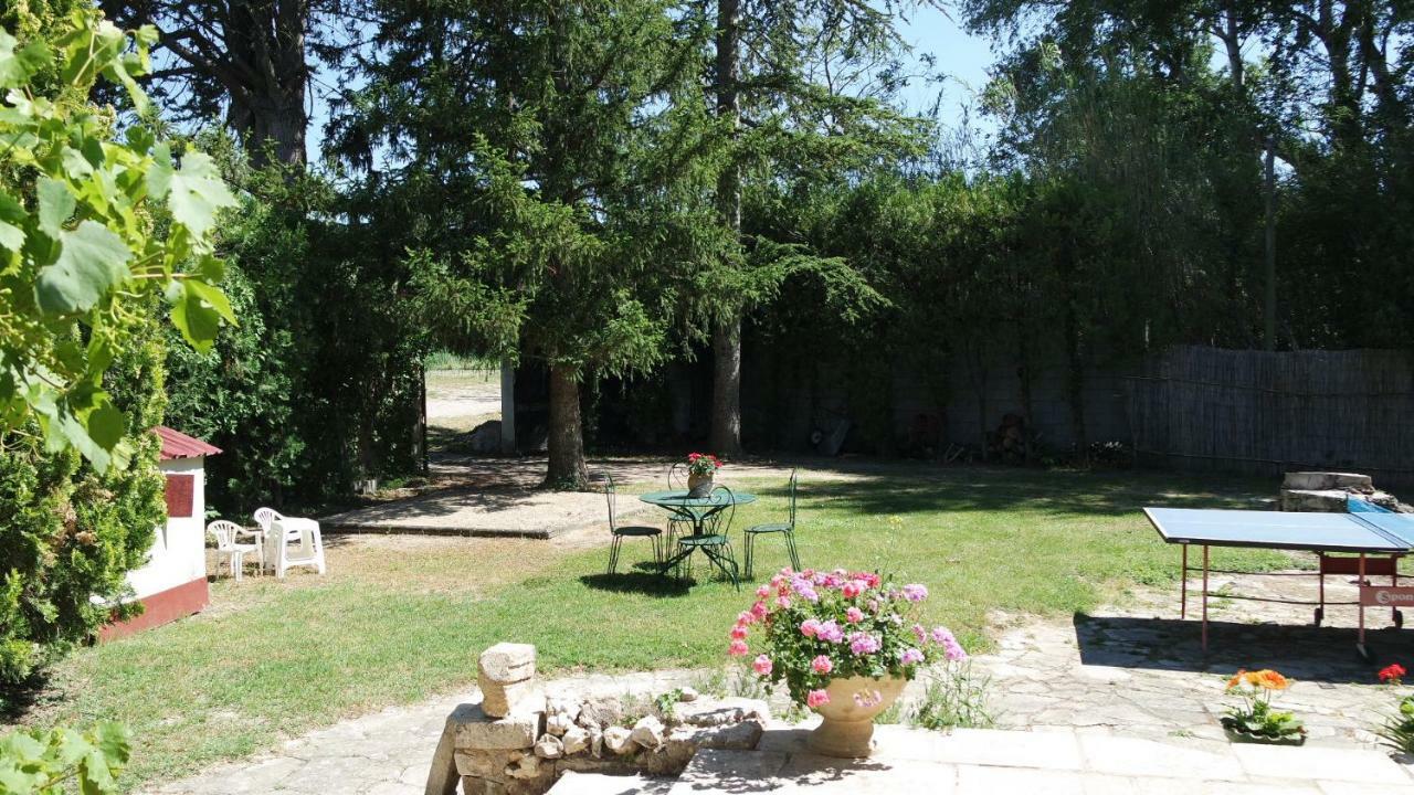 Mas Grimaud - Gite- Studio Et Chambres D'Hotes Familiales Eygalières Exteriér fotografie